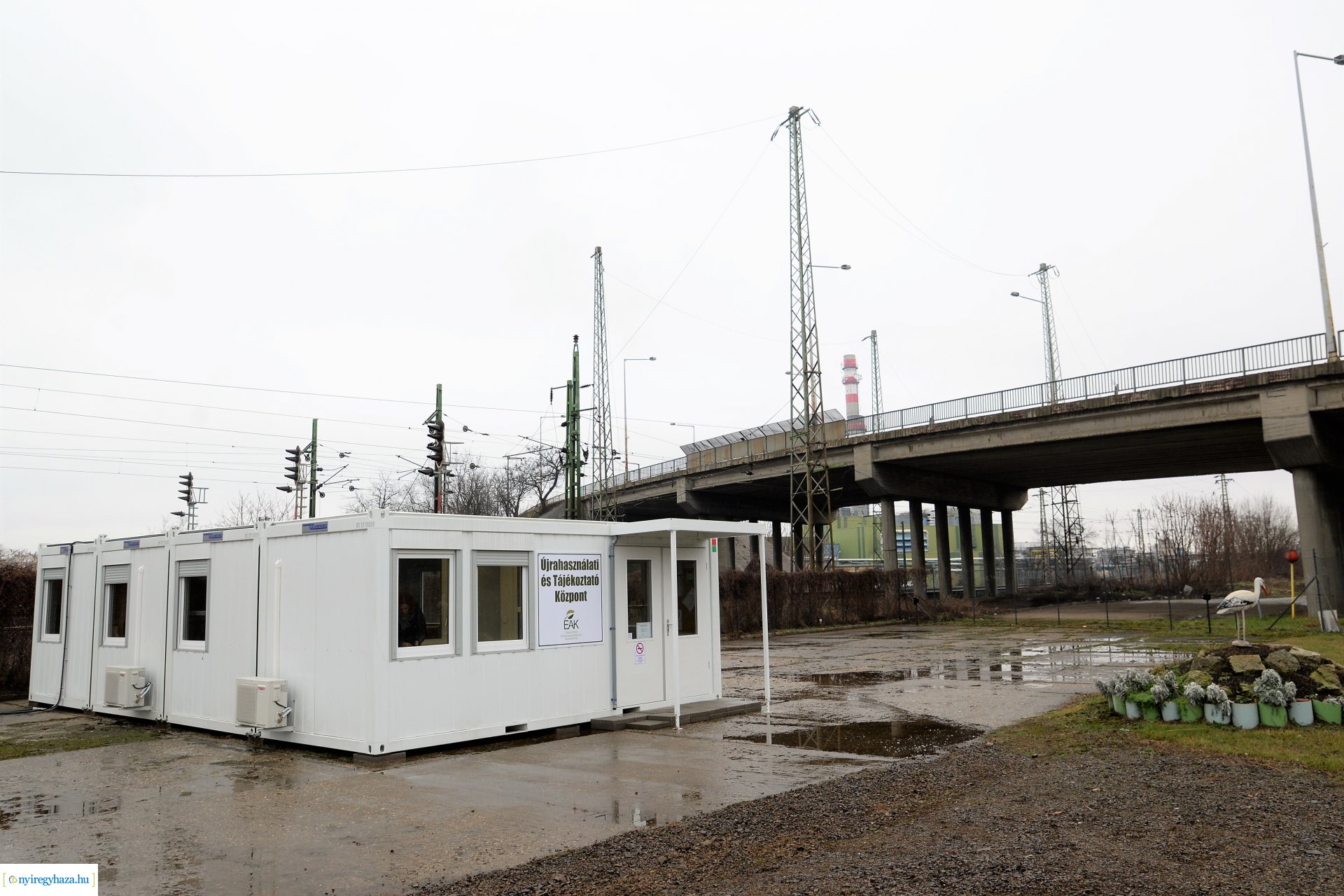Újrahasználati és Tájékoztató Központ átadás