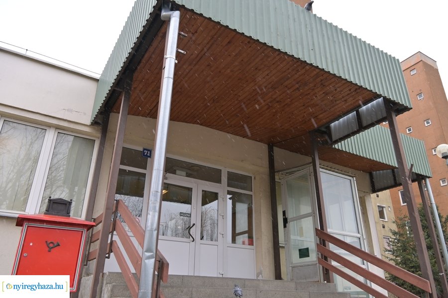 Újranyitott a Szent István utcai posta