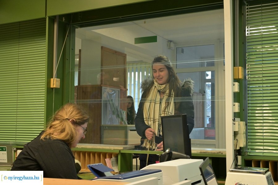 Újranyitott a Szent István utcai posta