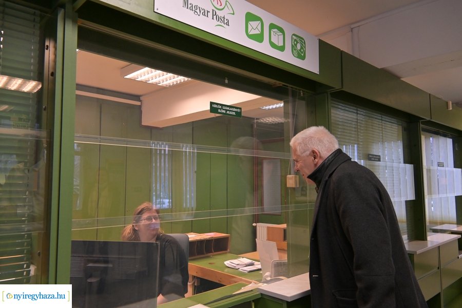 Újranyitott a Szent István utcai posta