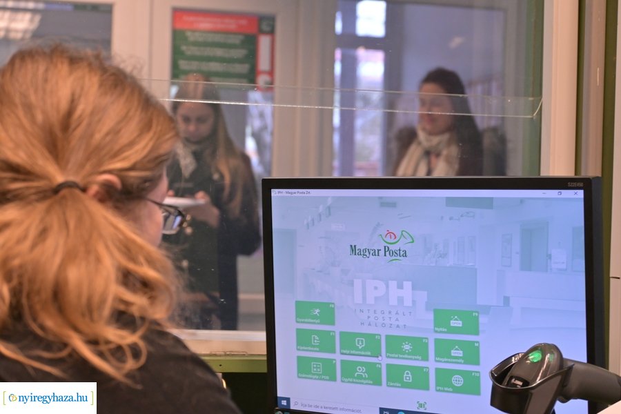 Újranyitott a Szent István utcai posta