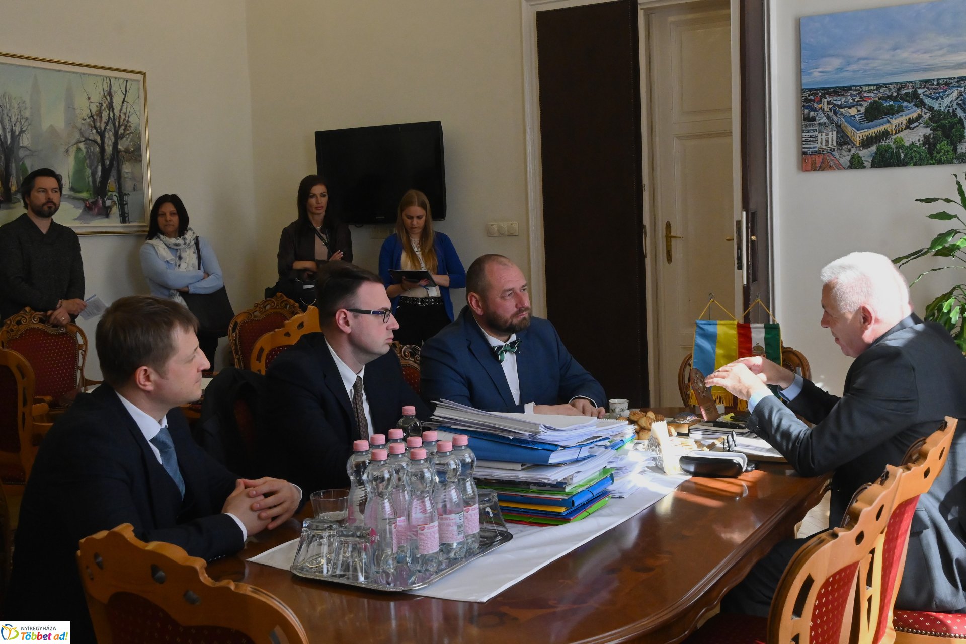 Ukrajna magyarországi nagykövete látogatott a Városházára