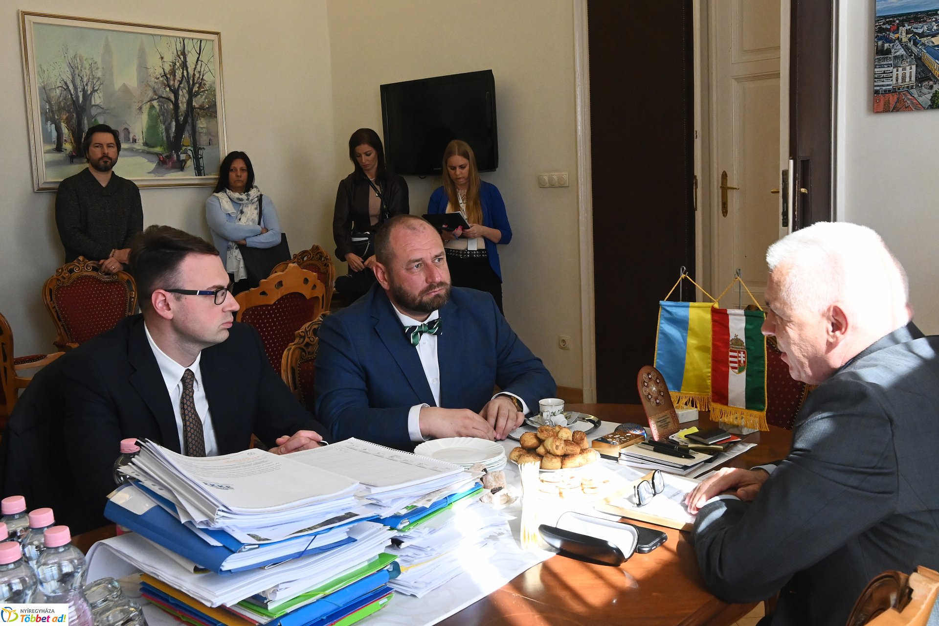 Ukrajna magyarországi nagykövete látogatott a Városházára
