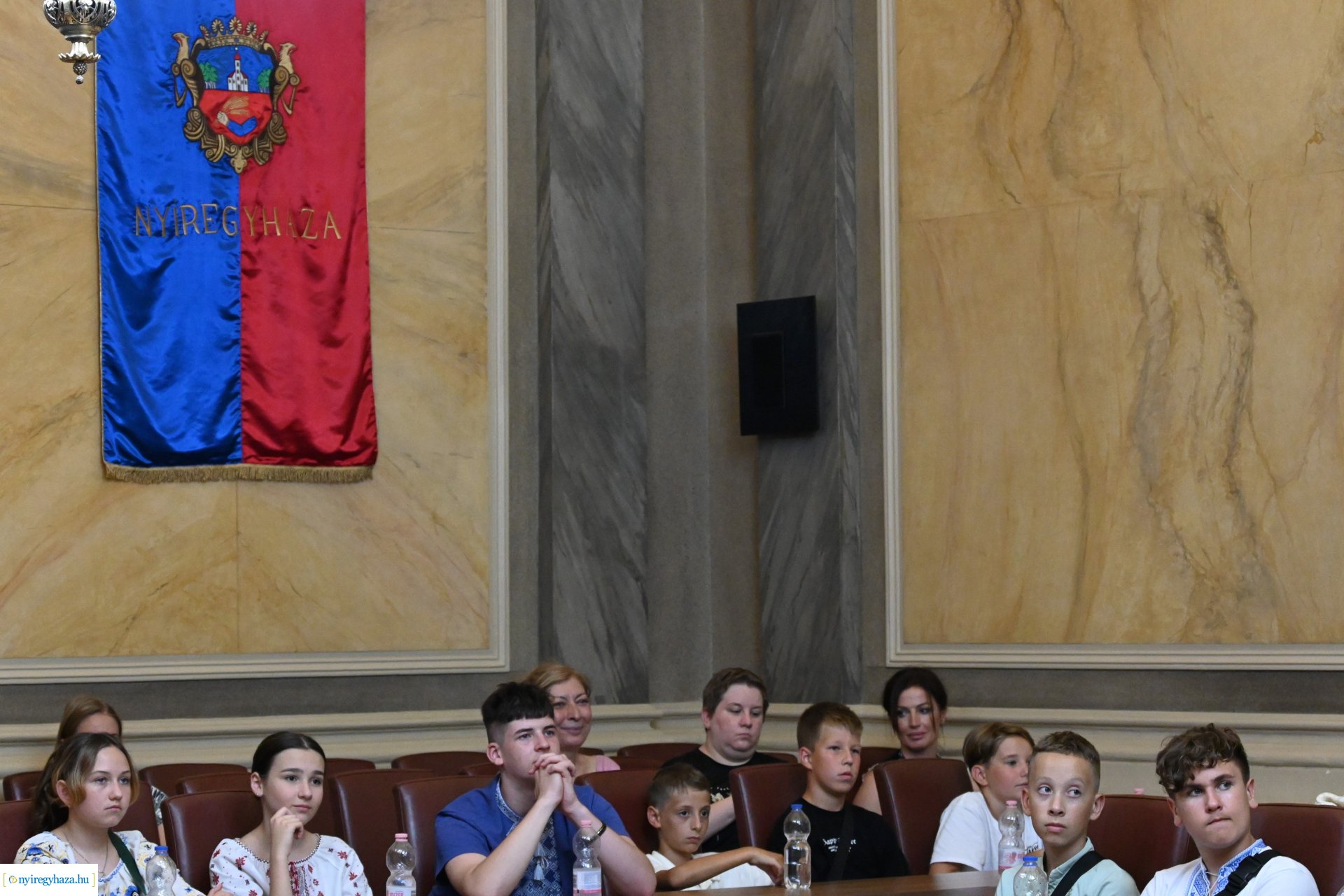 Ukrán gyerekek köszöntése a Városházán