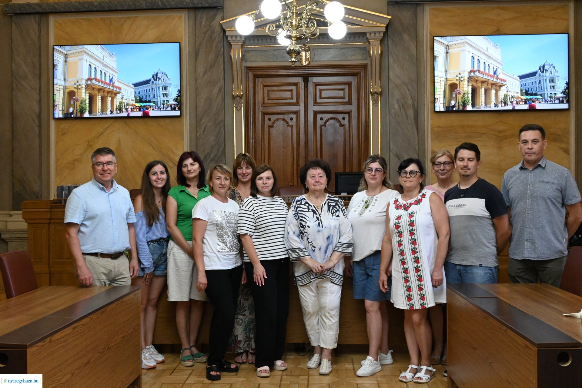 Ukrán gyerekek köszöntése a Városházán