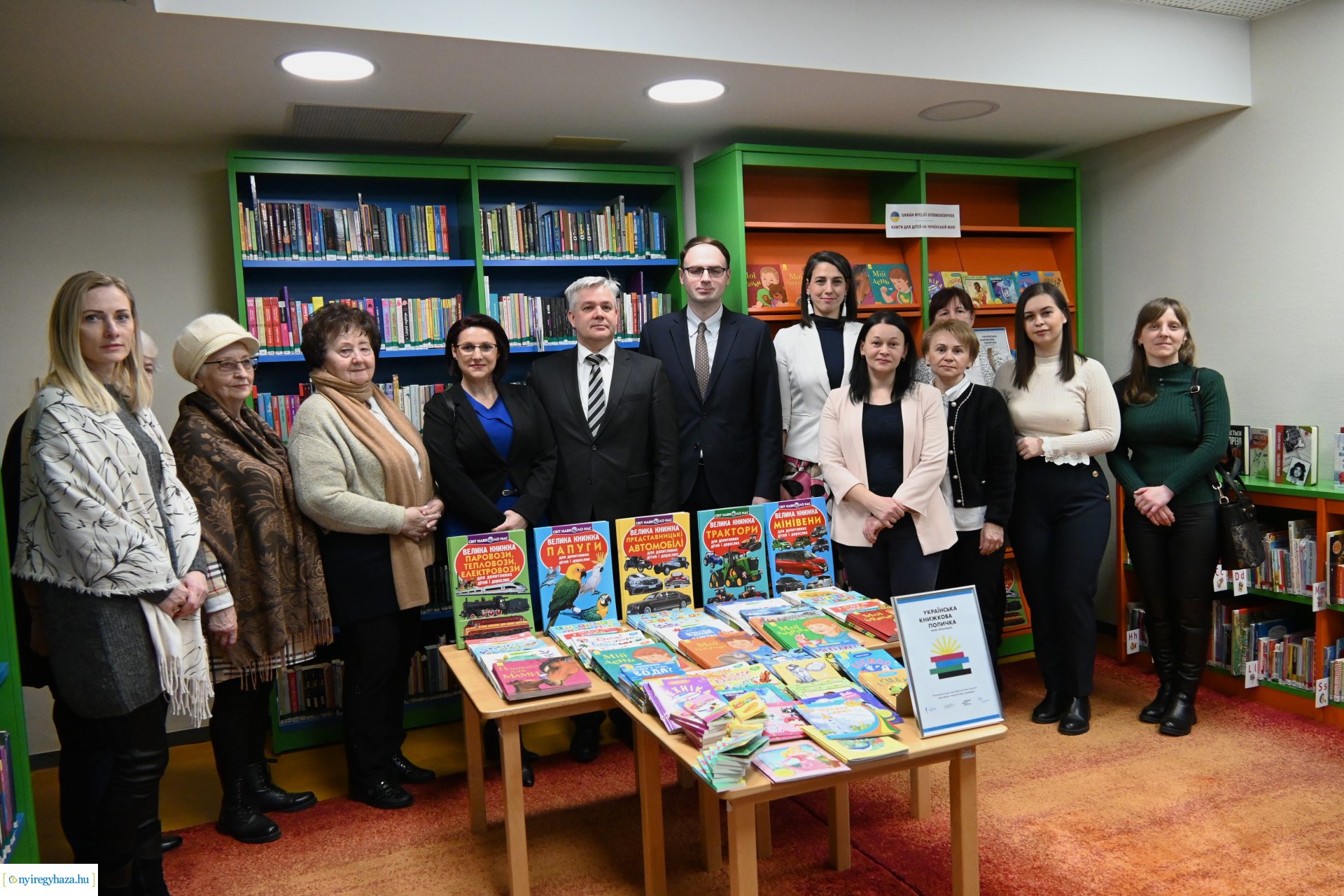 Ukrán gyermekkönyv sarkot  alakítottak ki a könyvtárban