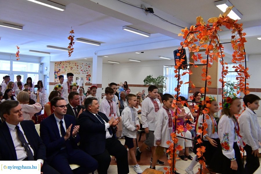 Ukrán tanévnyitó 2024 - Nyíregyháza