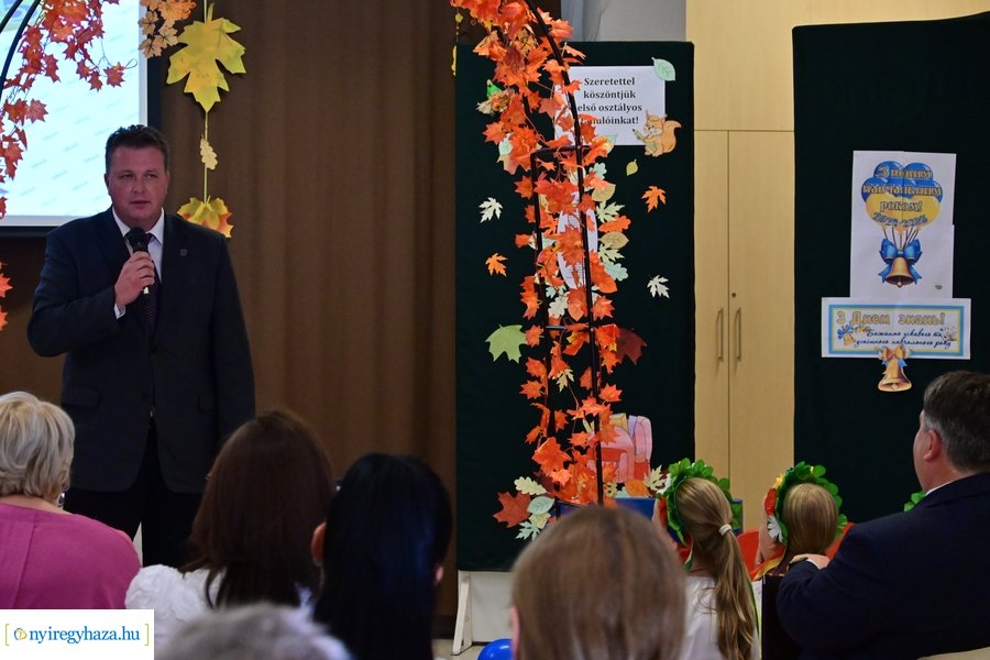 Ukrán tanévnyitó 2024 - Nyíregyháza