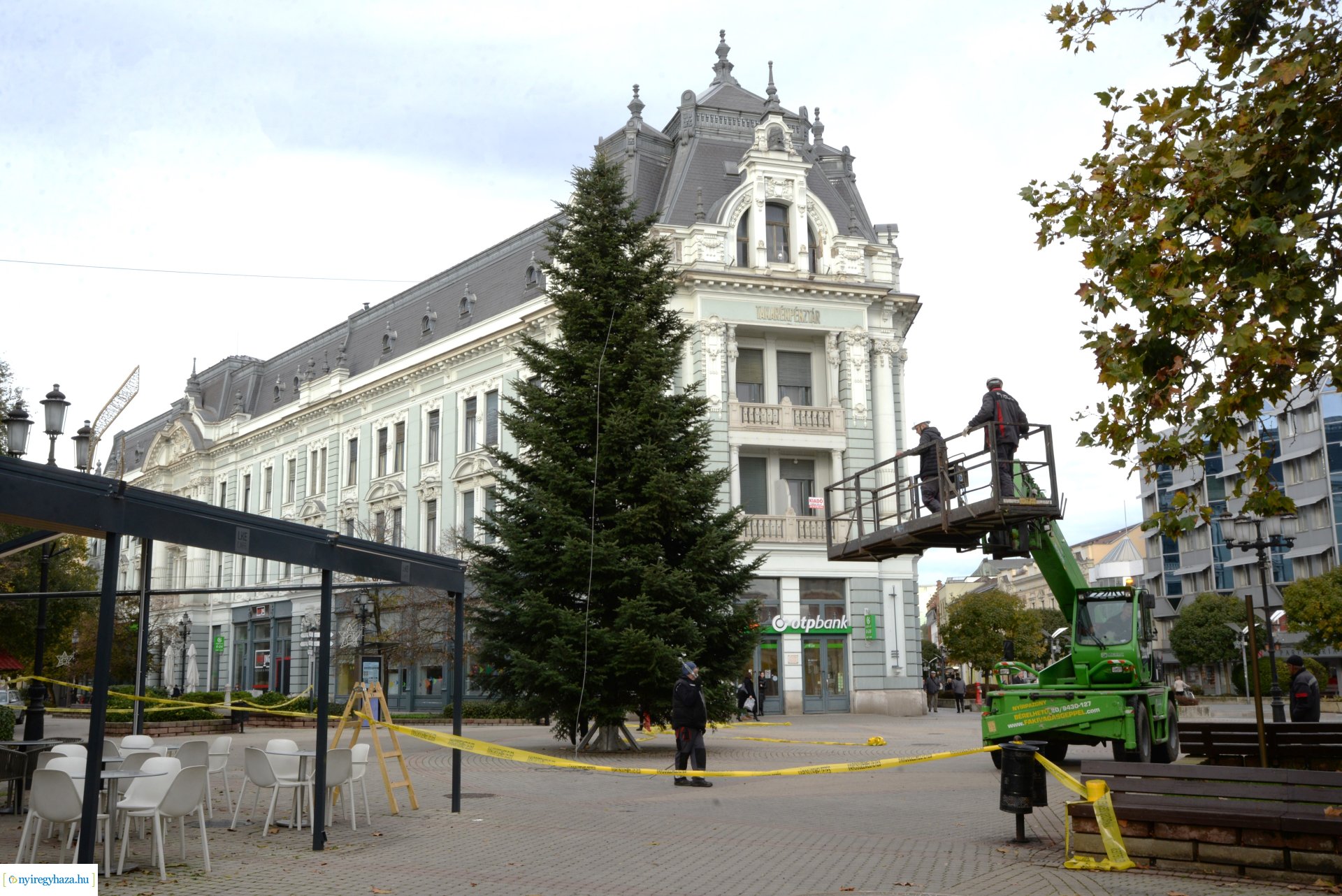 Ünnep fénybe öltözik a város - a sajtó munkatársai tájékozódtak az adventi programokról
