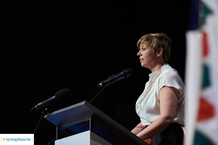 Ünnepélyes oklevélátadó az egyetemen 20240706