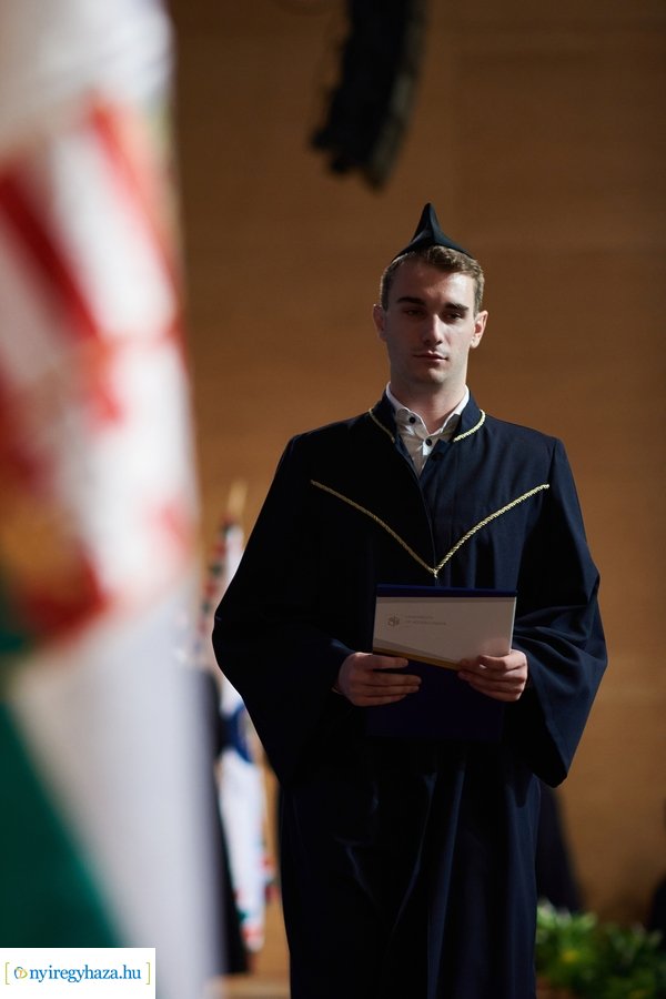 Ünnepélyes oklevélátadó az egyetemen 20240706