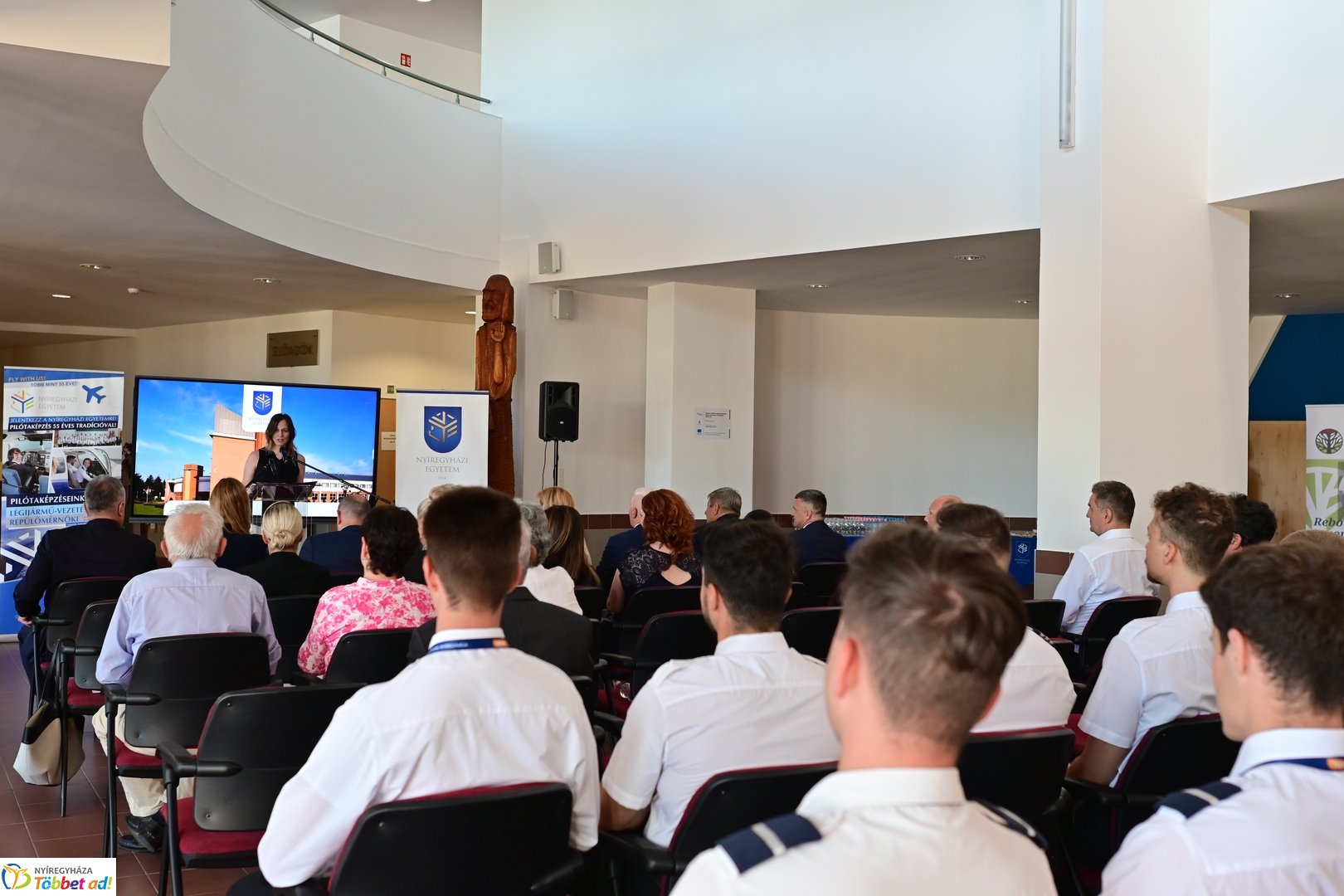 Ünnepélyes szimulátor átadó az egyetemen - 2025