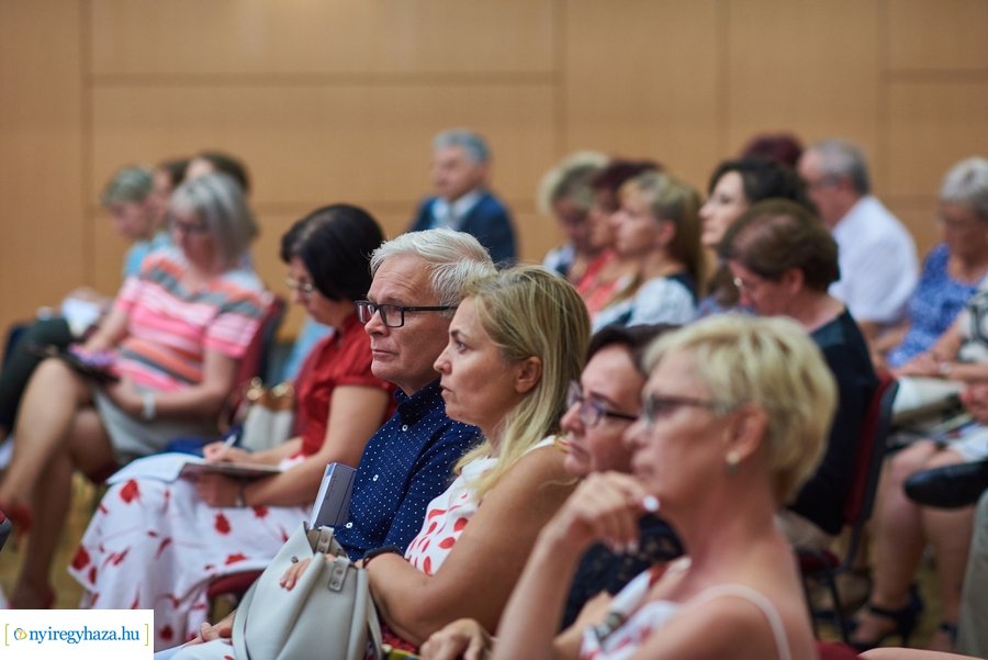 Ünnepélyes tanévnyitó a Kodály Zoltán iskolában