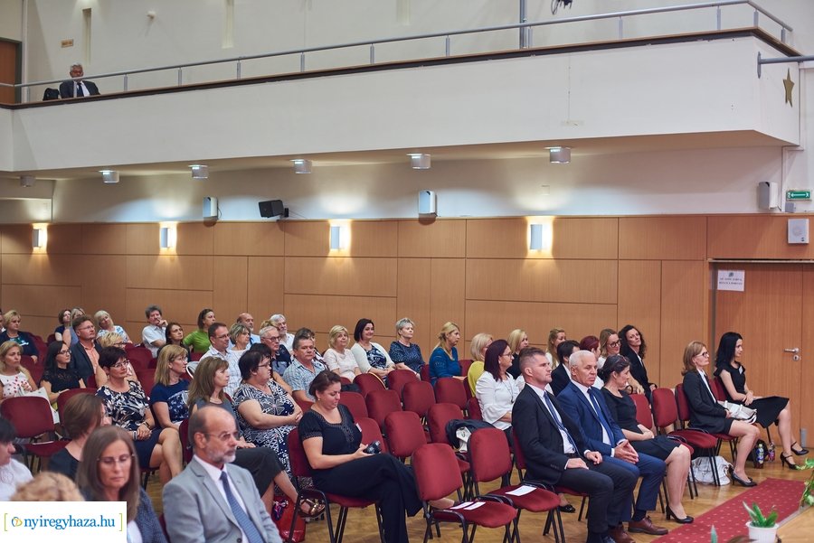 Ünnepélyes tanévnyitó a Kodály Zoltán iskolában