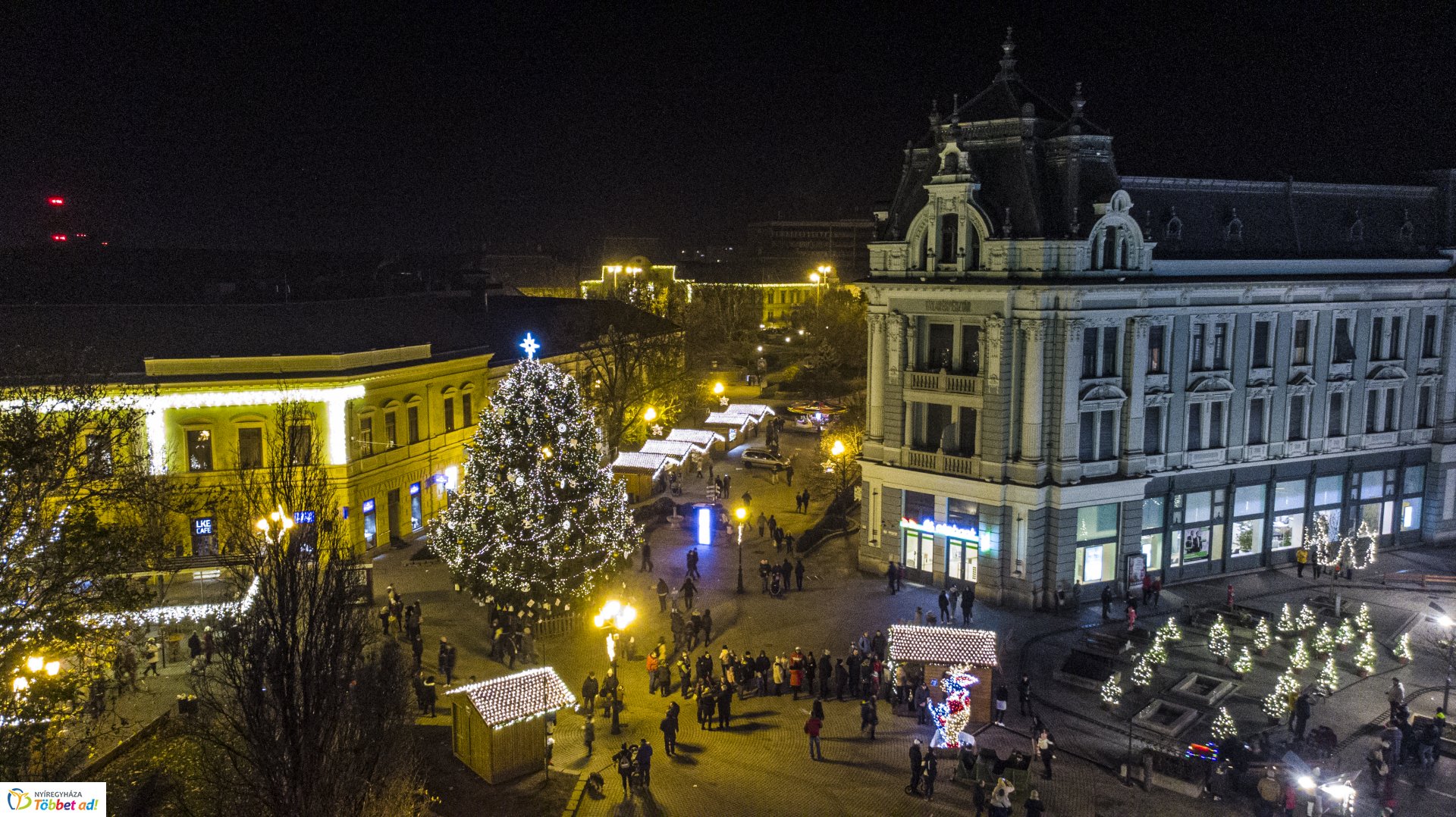 Ünnepi fények a magasból