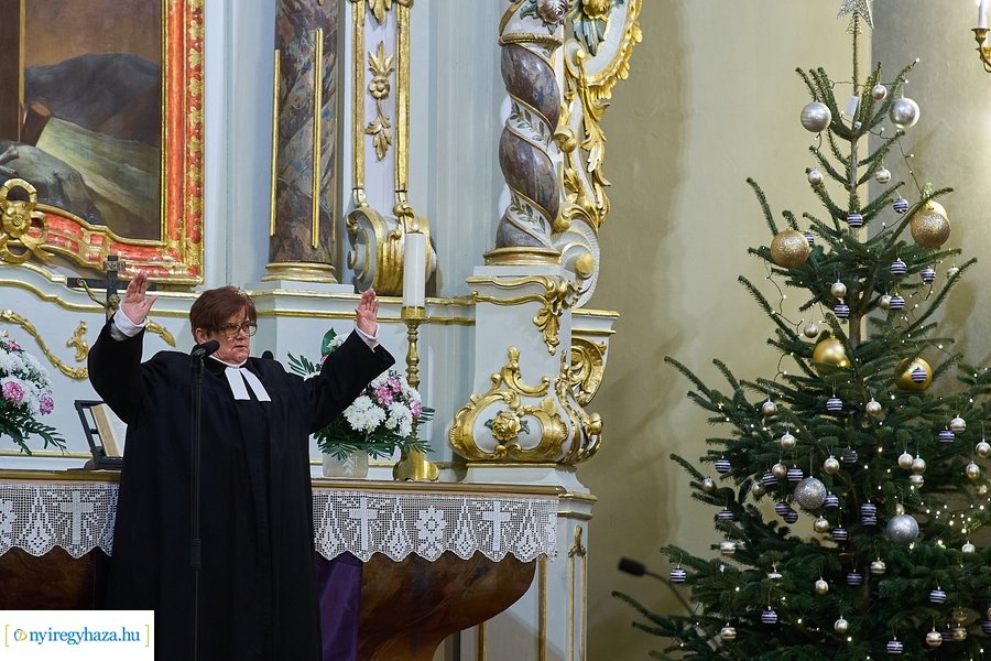 Ünnepi istentisztelet az evangélikus nagytemplomban