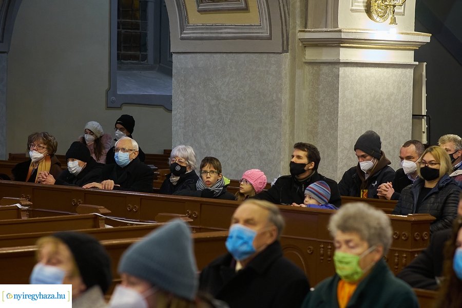 Ünnepi istentisztelet az evangélikus nagytemplomban