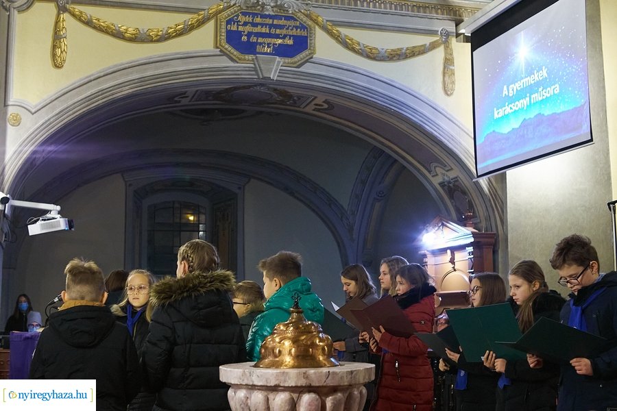 Ünnepi istentisztelet az evangélikus nagytemplomban