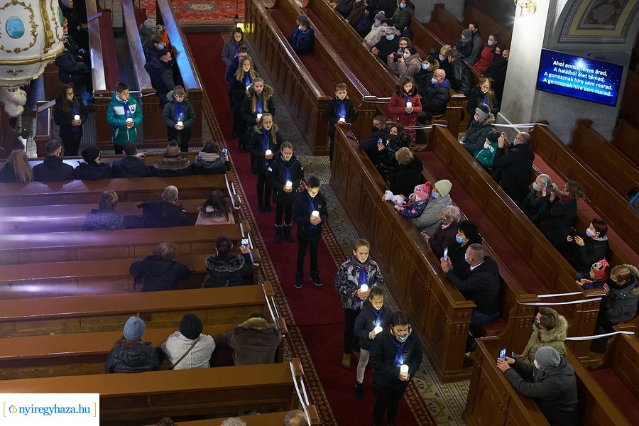 Ünnepi istentisztelet az evangélikus nagytemplomban