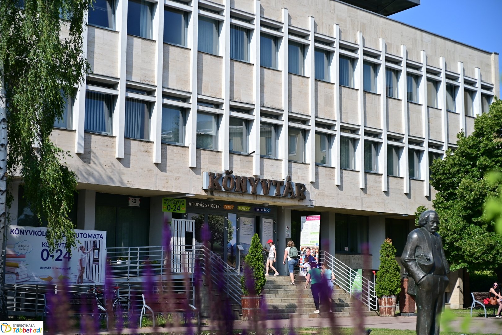 Ünnepi Könyvhét a Móricz Zsigmond Könyvtárban - 2025