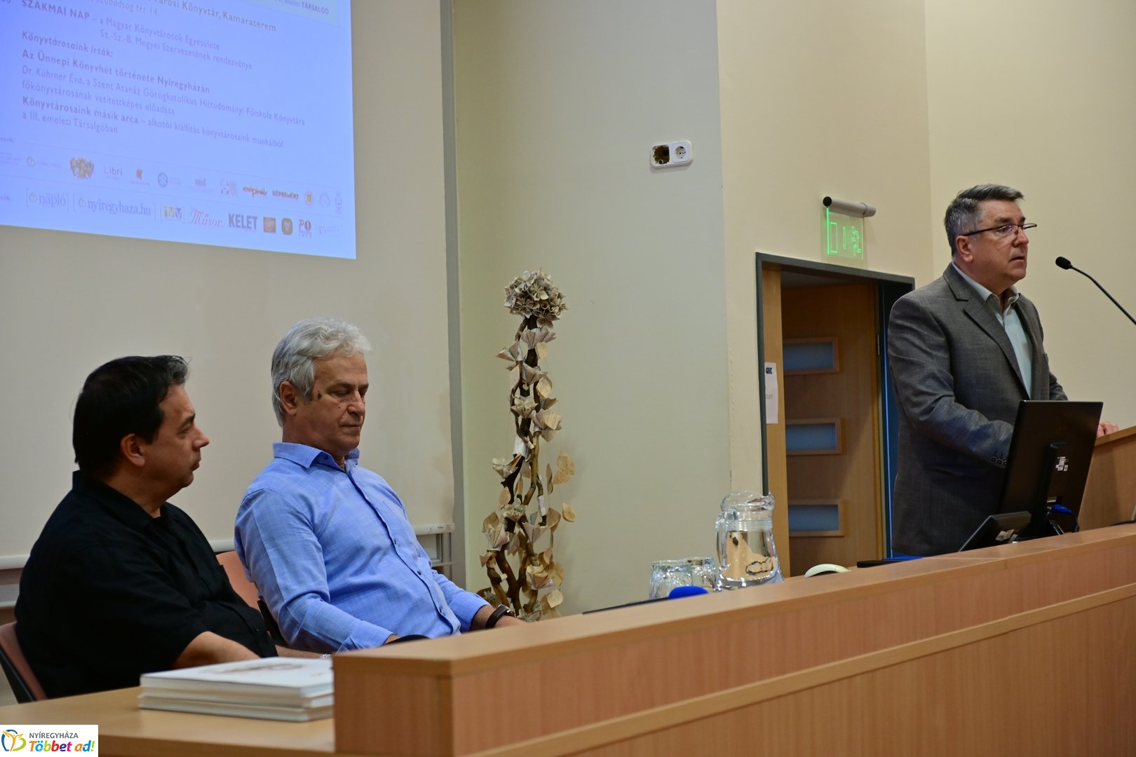 Ünnepi Könyvhét a Móricz Zsigmond Könyvtárban - 2025