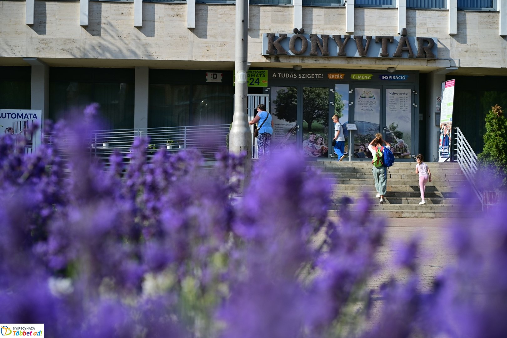 Ünnepi Könyvhét a Móricz Zsigmond Könyvtárban - 2025