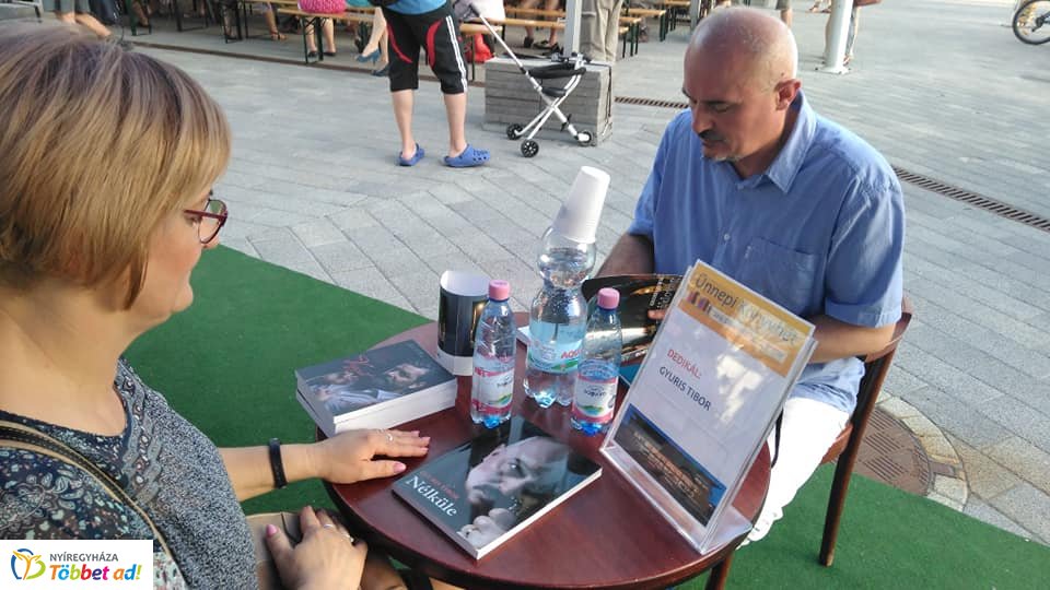 Ünnepi Könyvhét - Csütörtök