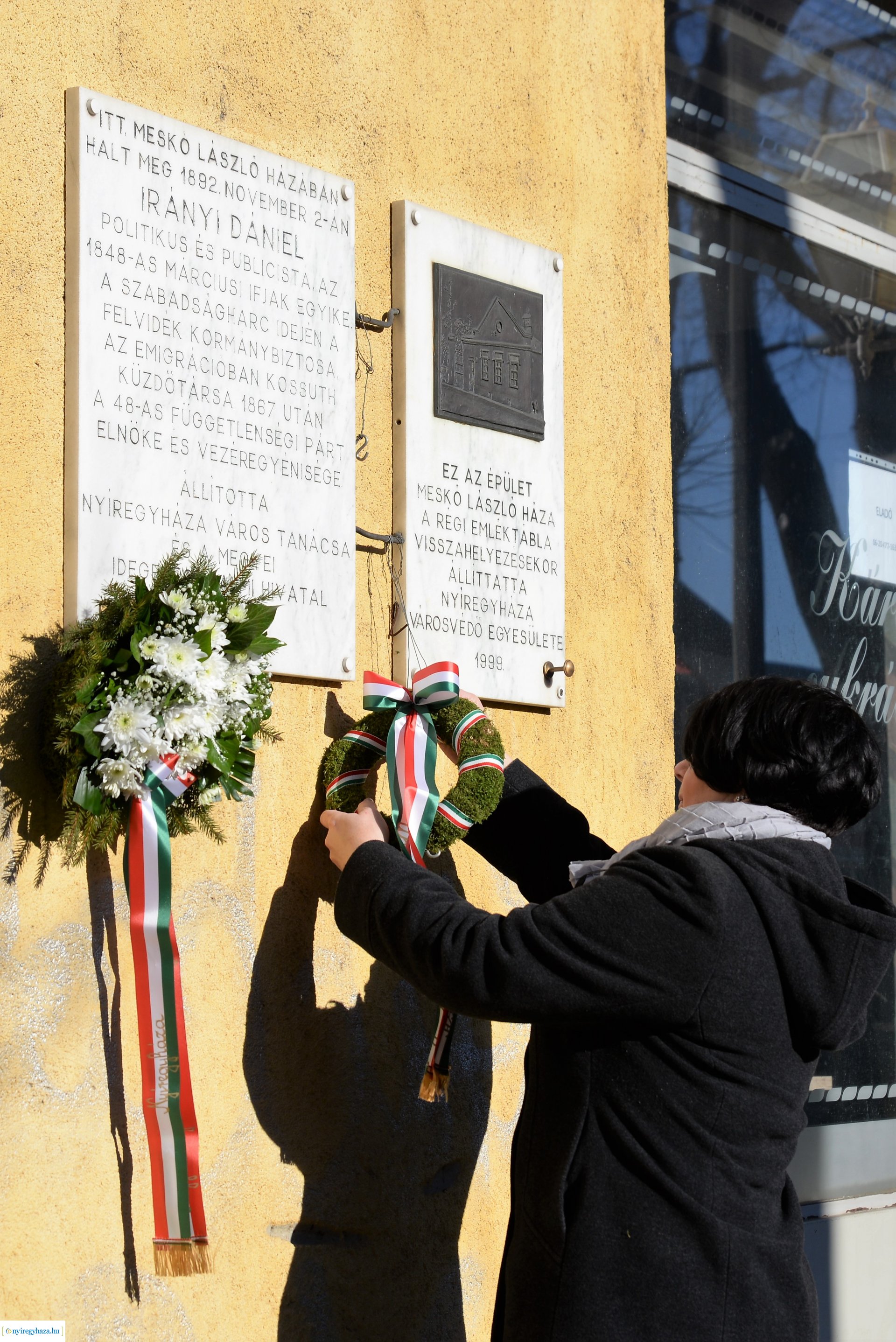 Ünnepi koszorúzások városunkban