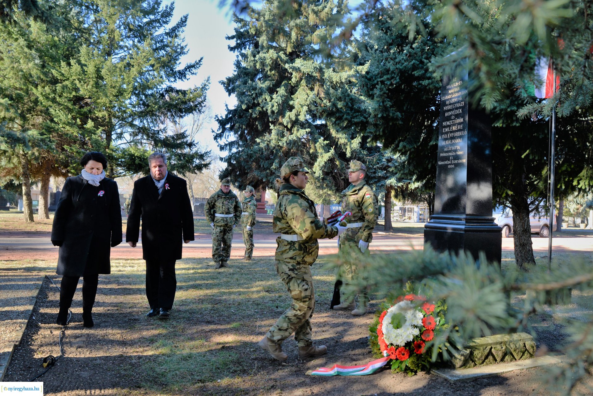 Ünnepi koszorúzások városunkban