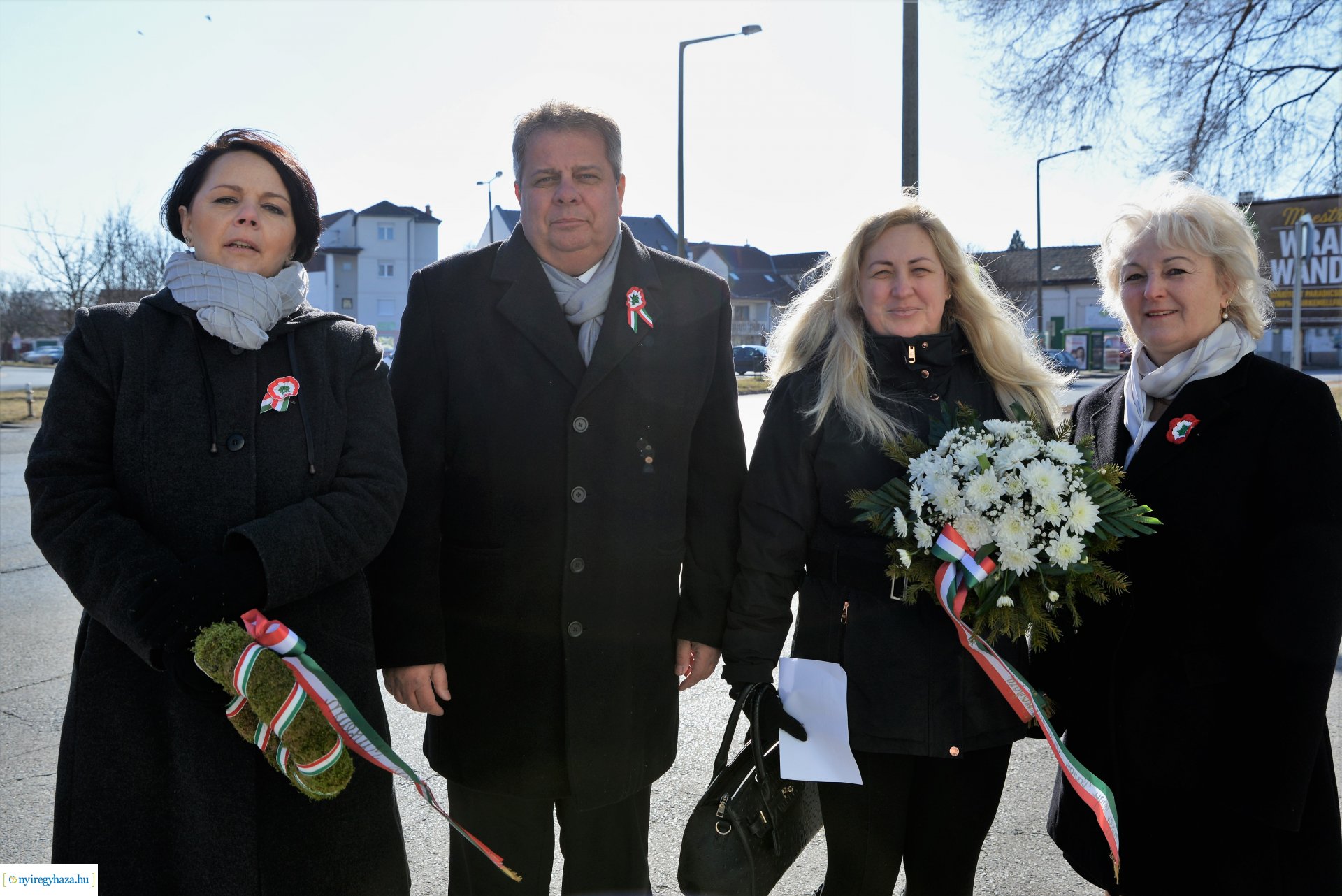 Ünnepi koszorúzások városunkban