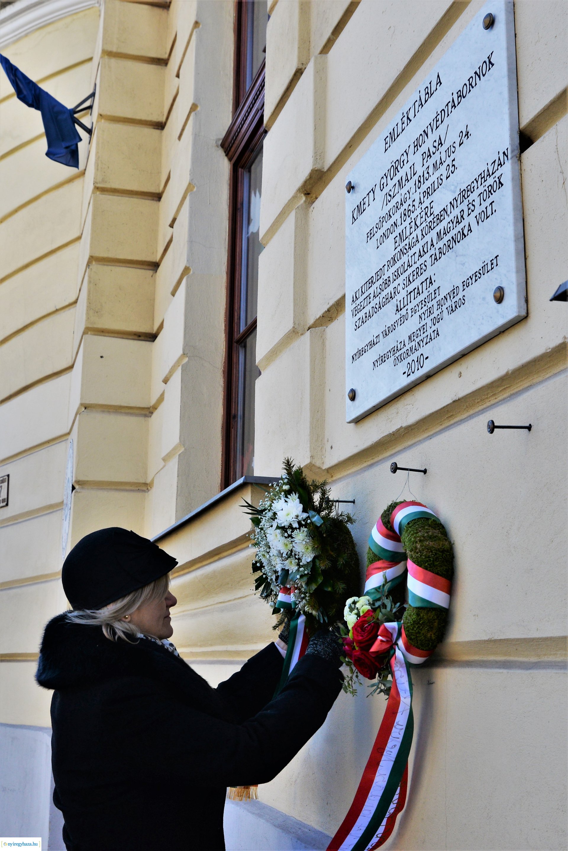 Ünnepi koszorúzások városunkban