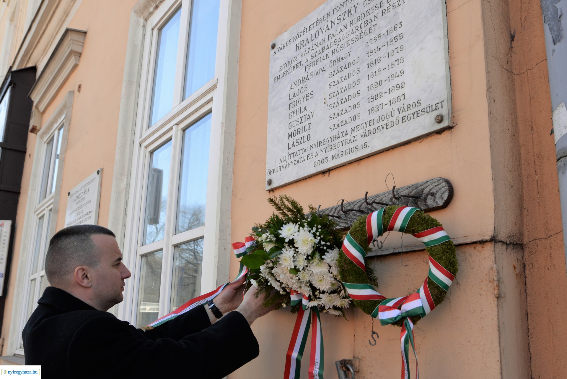 Ünnepi koszorúzások városunkban