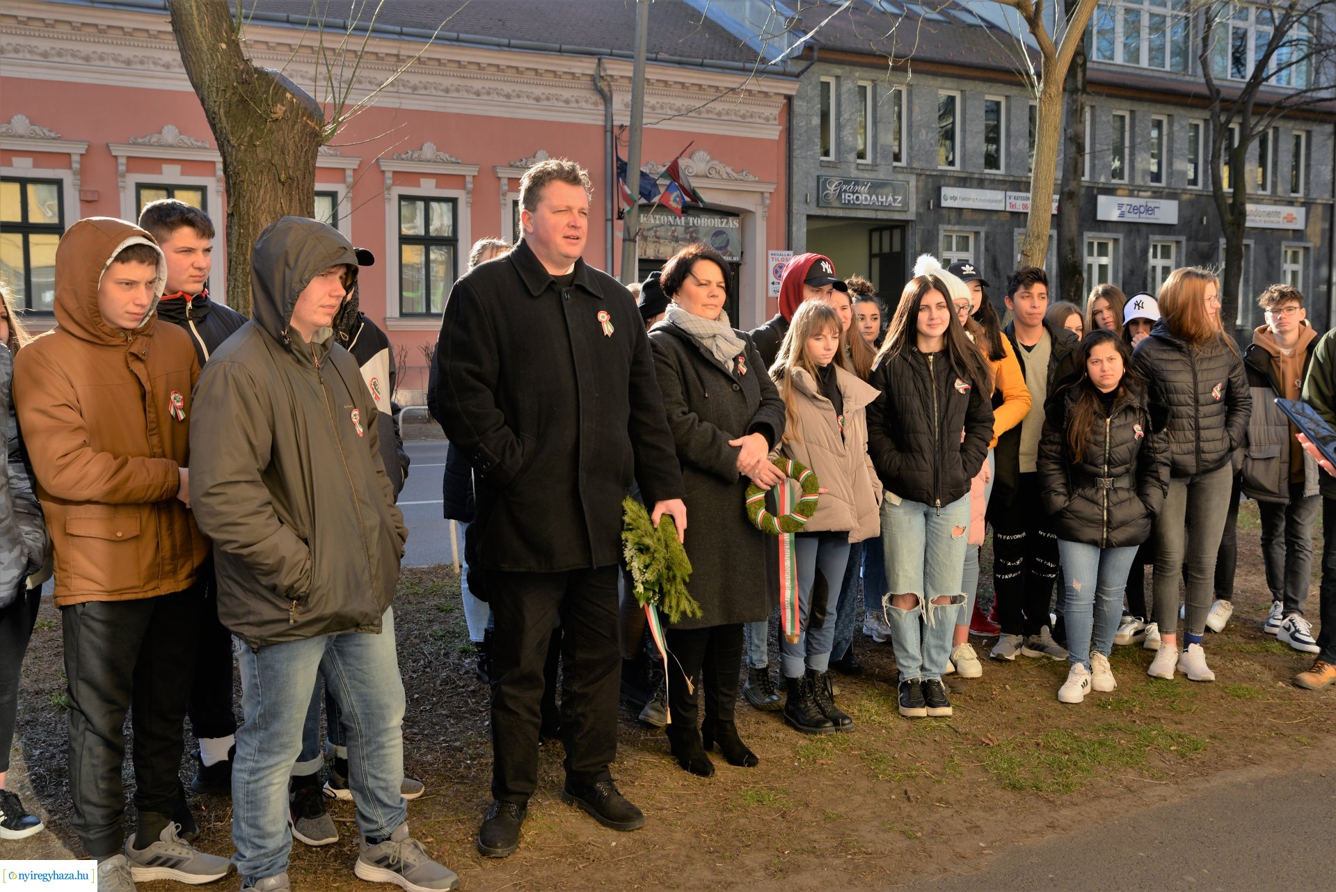 Ünnepi koszorúzások városunkban