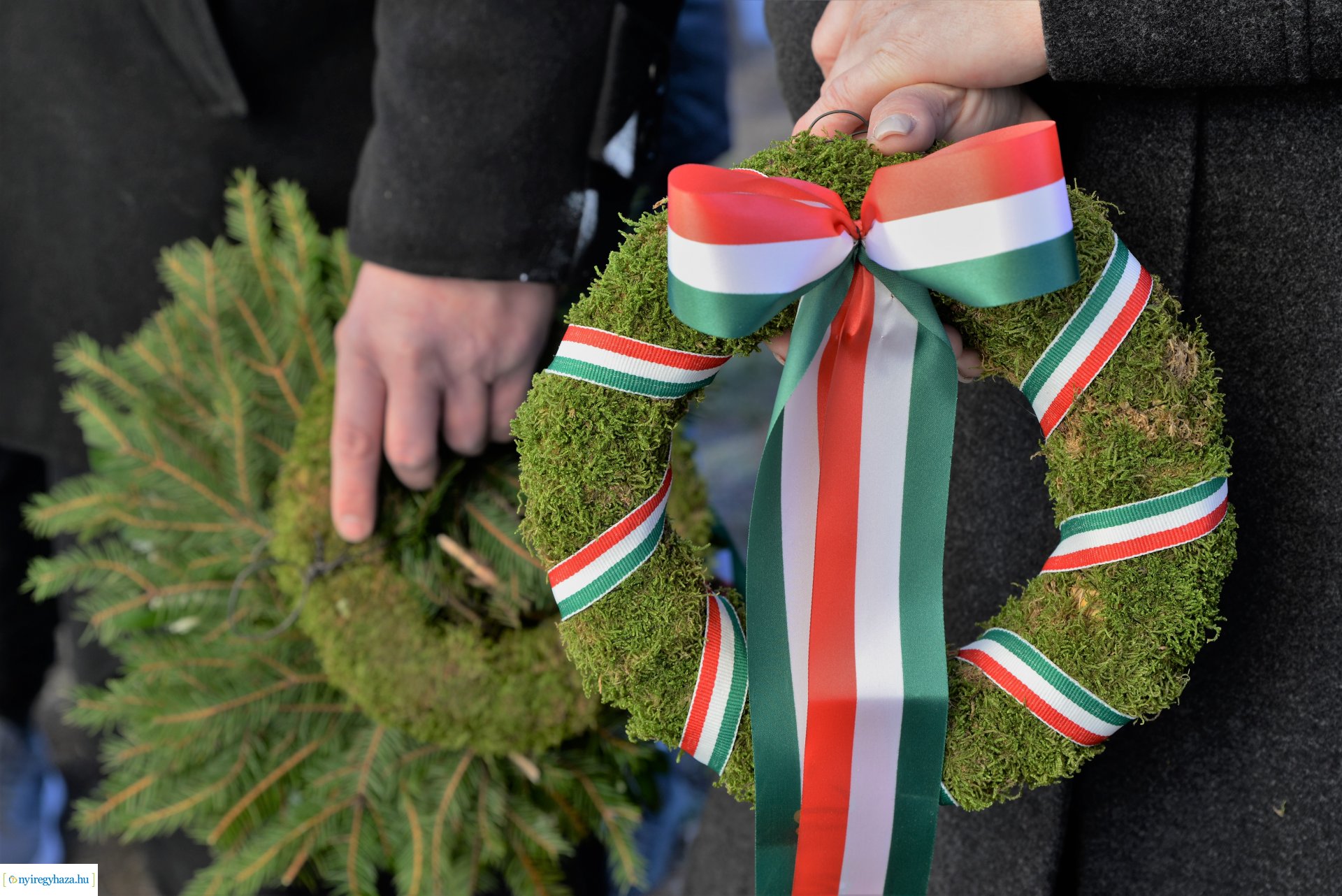 Ünnepi koszorúzások városunkban