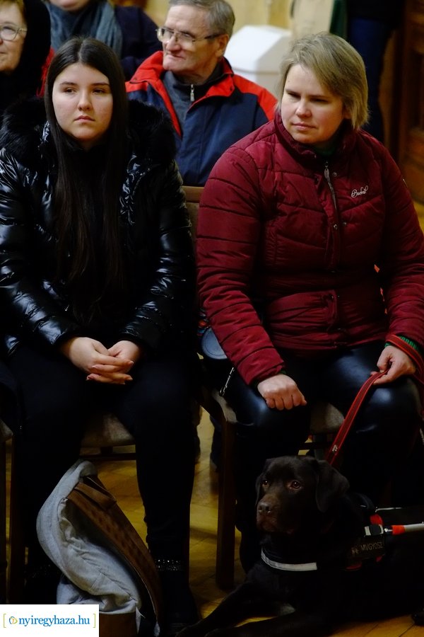 Ünnepi műsor gyengén látóknak 2022