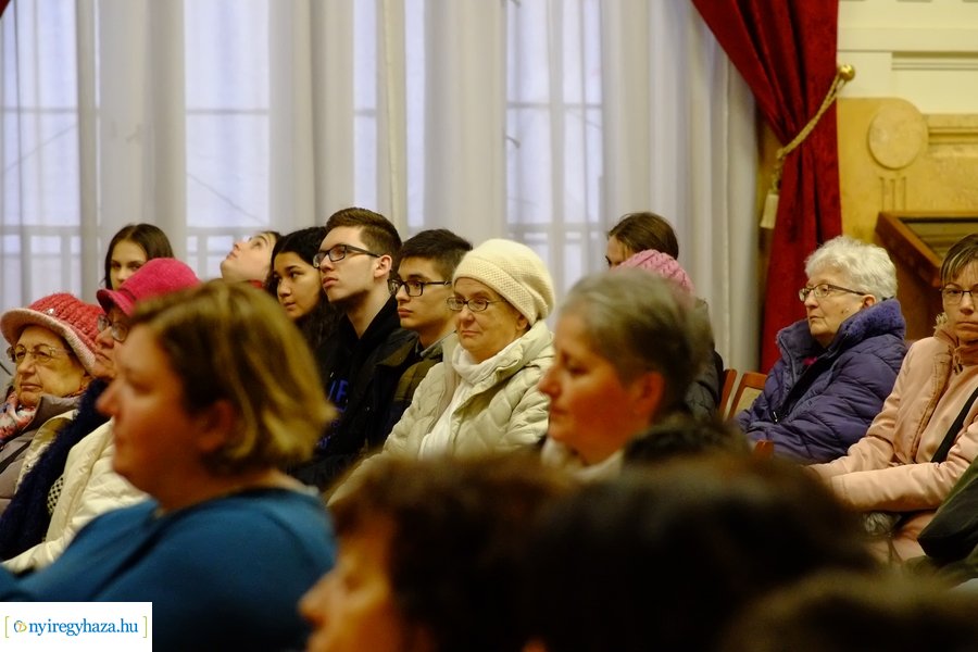 Ünnepi műsor gyengén látóknak 2022