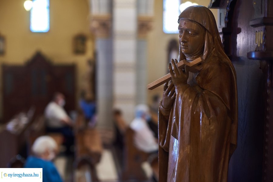 Ünnepi papi rekollekció