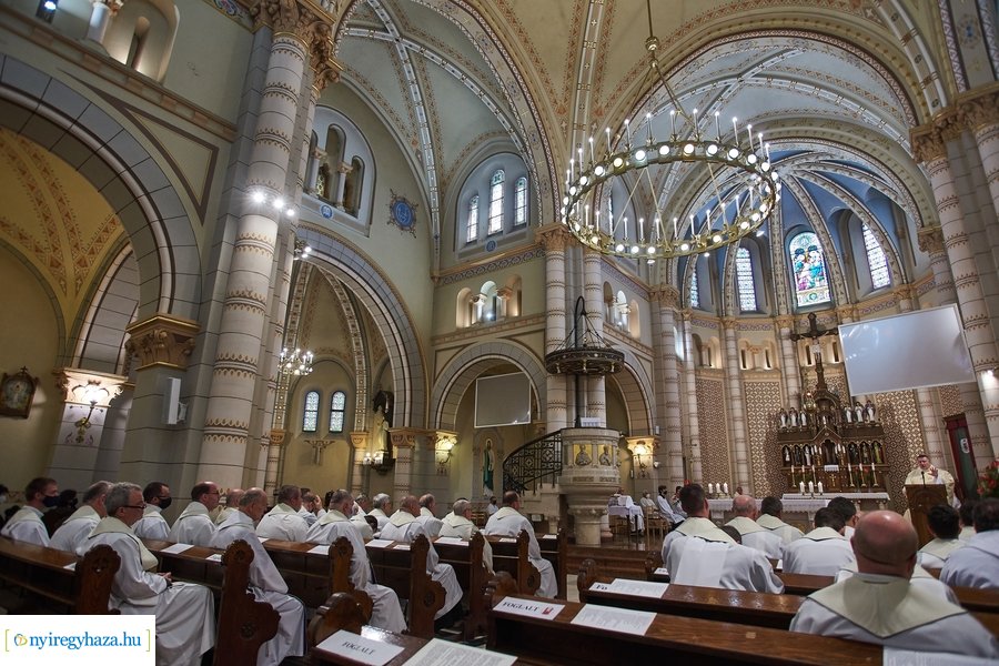 Ünnepi papi rekollekció