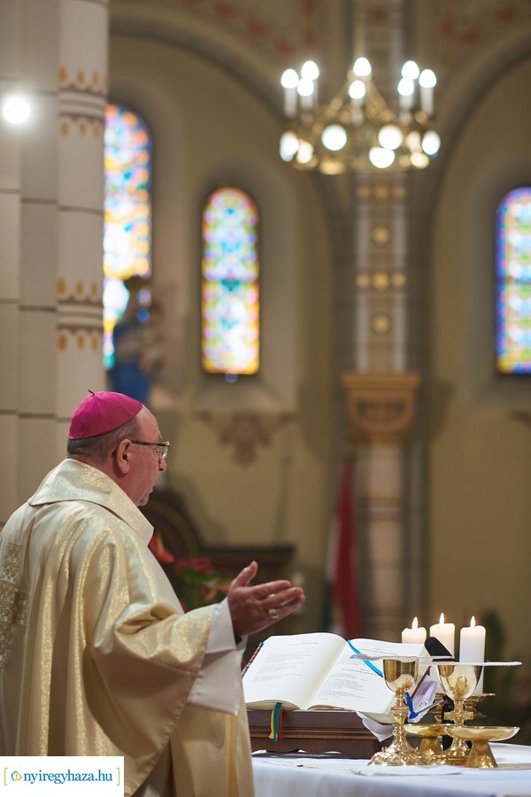 Ünnepi papi rekollekció