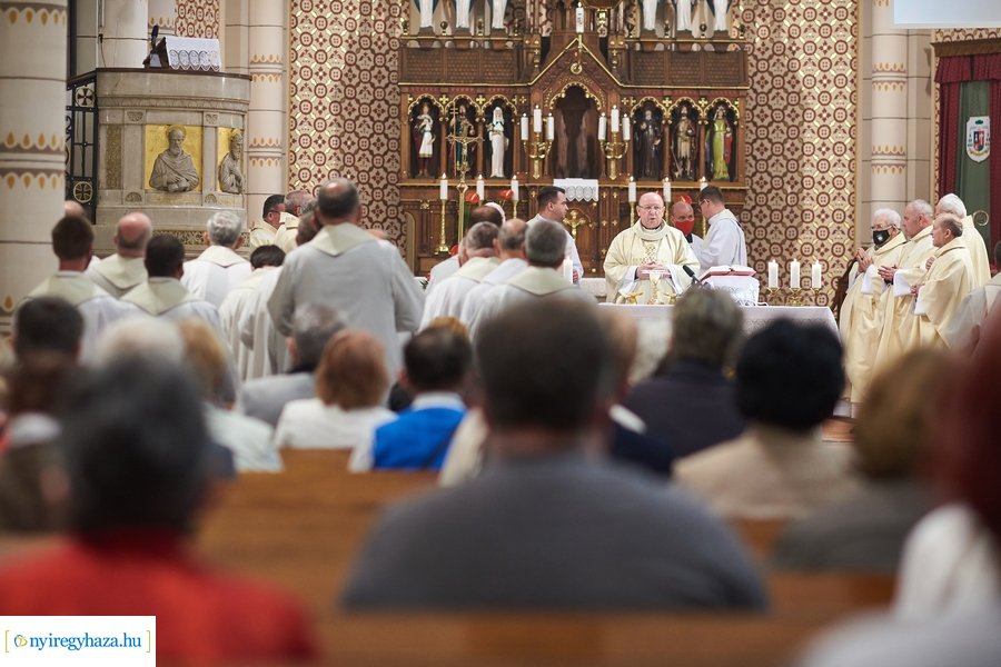 Ünnepi papi rekollekció