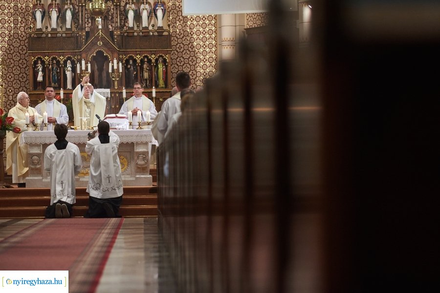 Ünnepi papi rekollekció