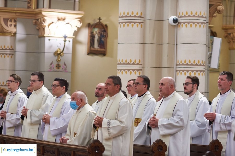 Ünnepi papi rekollekció