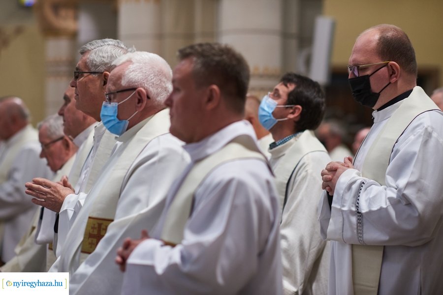 Ünnepi papi rekollekció