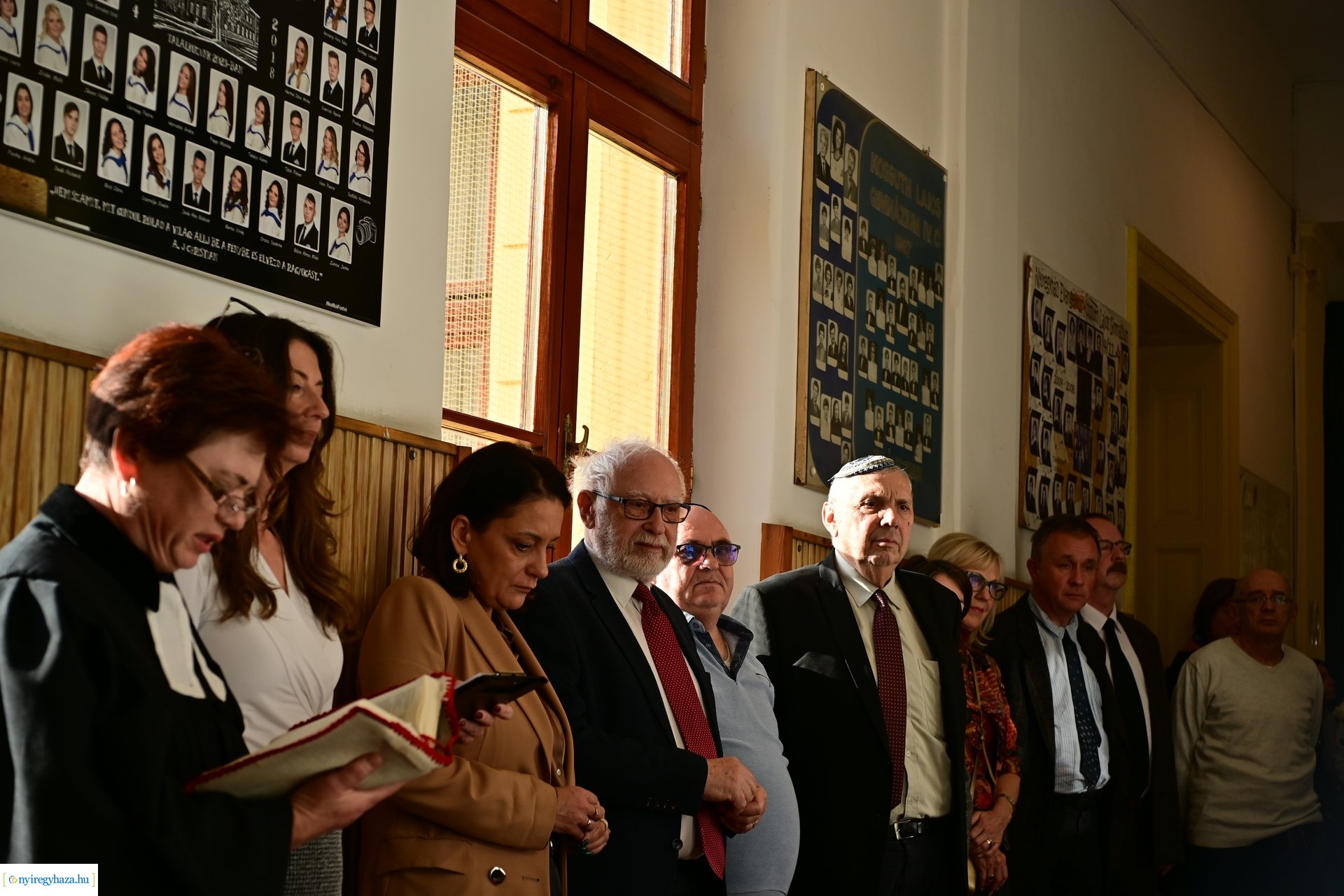 Üres padok - emlékezés a Kossuth gimiben 2024