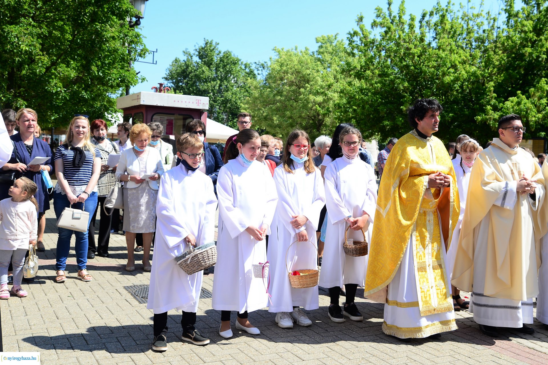 Úrnapi körmenet a Magyarok Nagyasszonya-társszékesegyházban