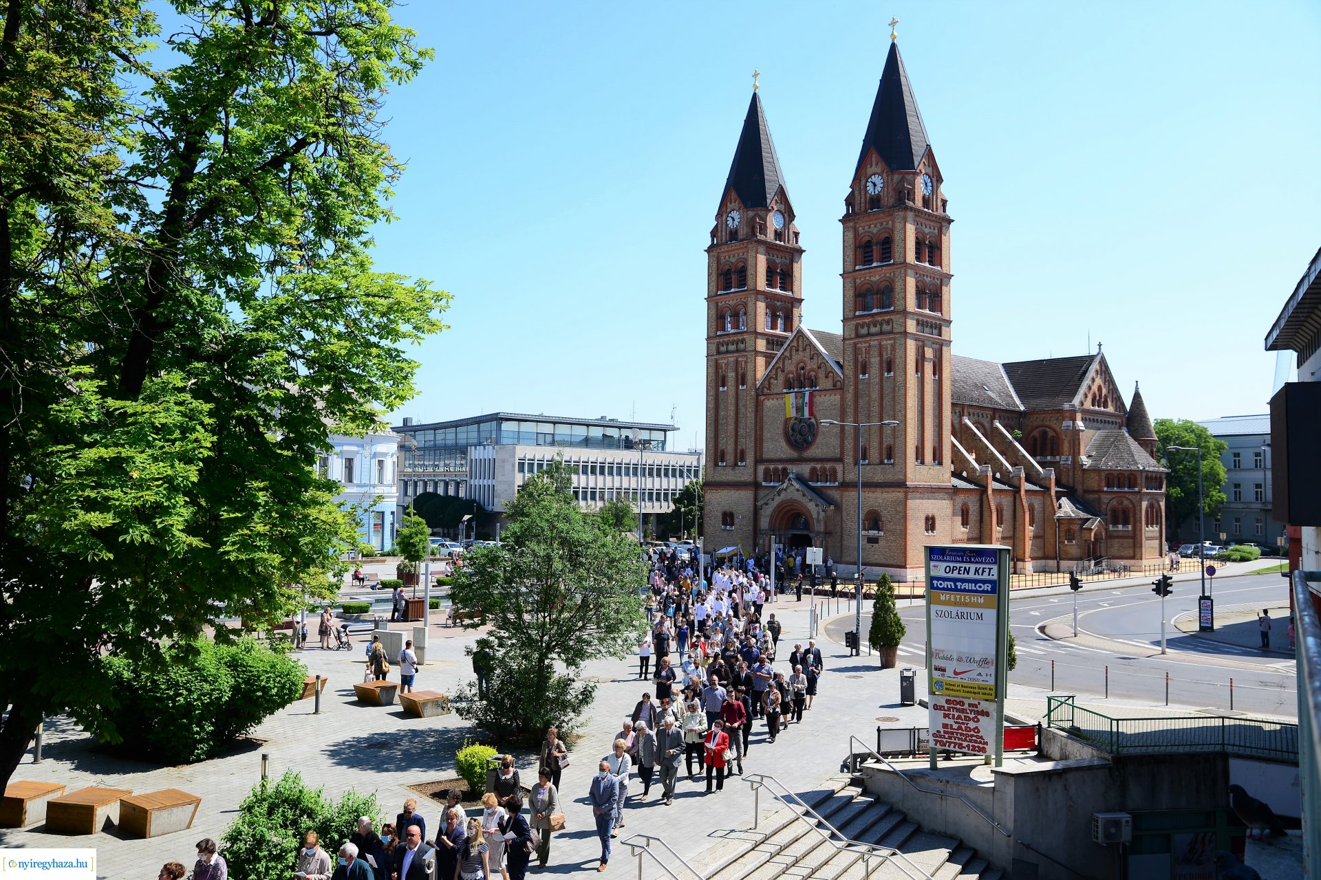 Úrnapi körmenet a Magyarok Nagyasszonya-társszékesegyházban