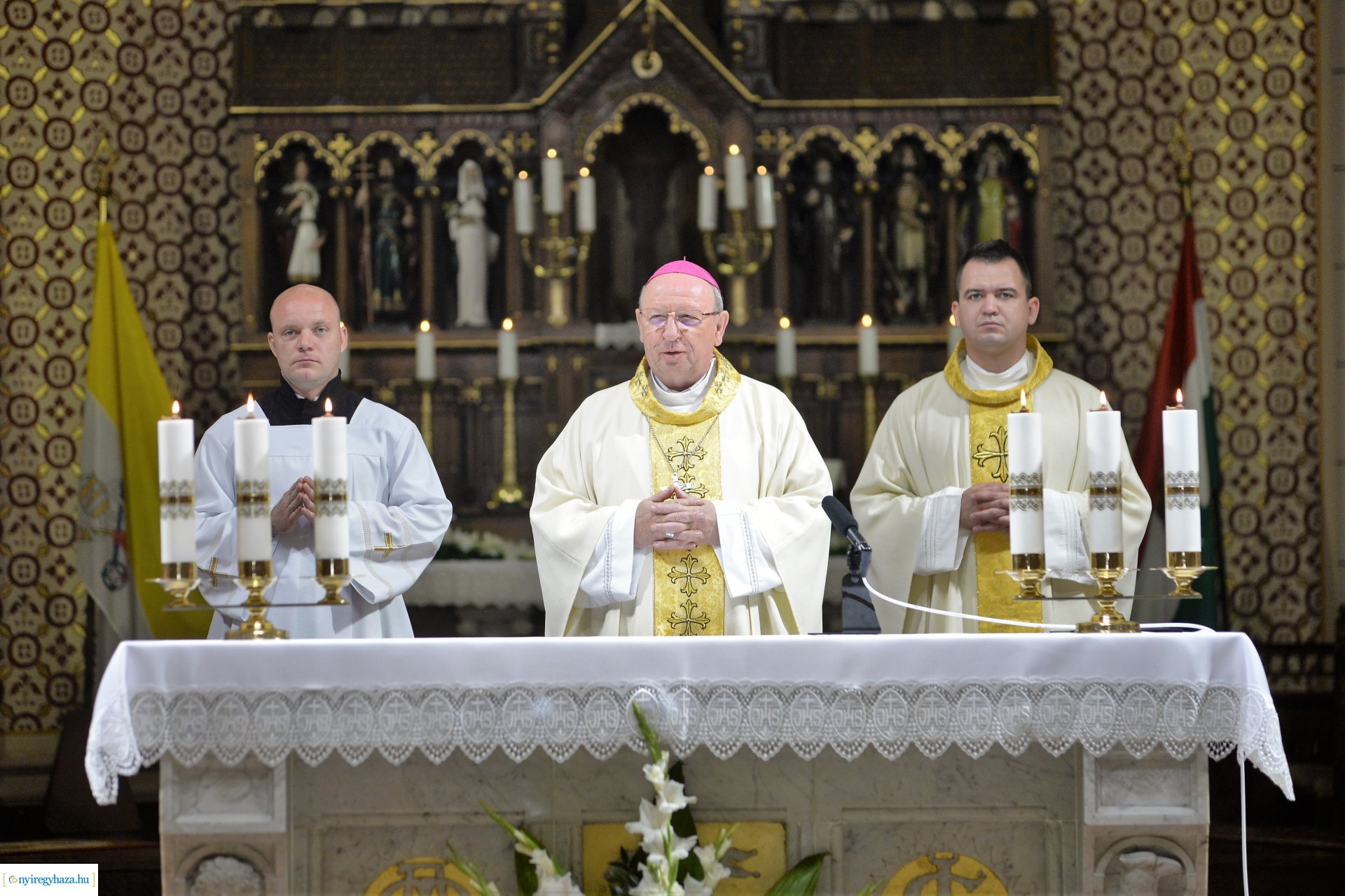 Úrnapi ünnepi szentmise a Magyarok Nagyasszonya-társszékesegyházban