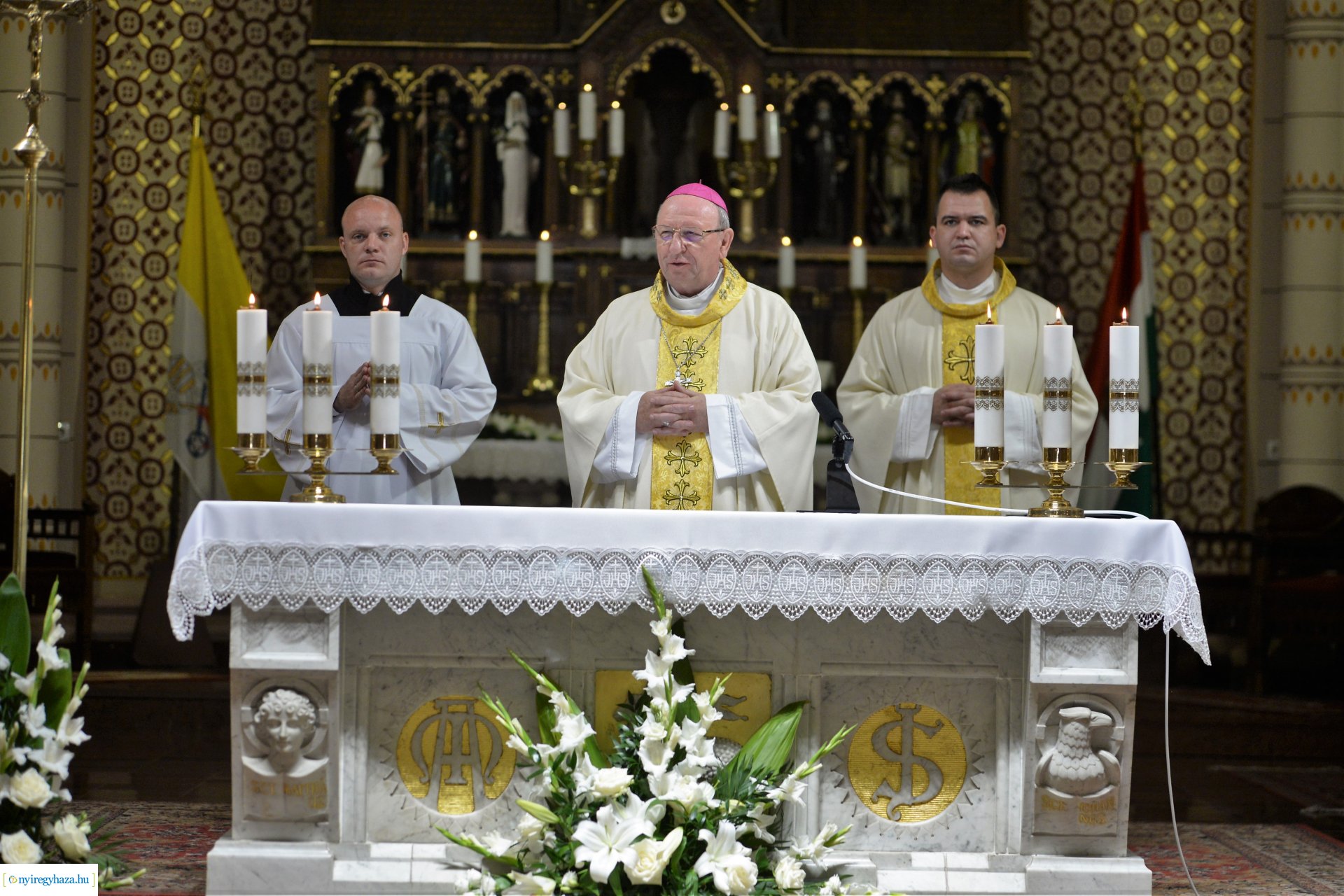 Úrnapi ünnepi szentmise a Magyarok Nagyasszonya-társszékesegyházban