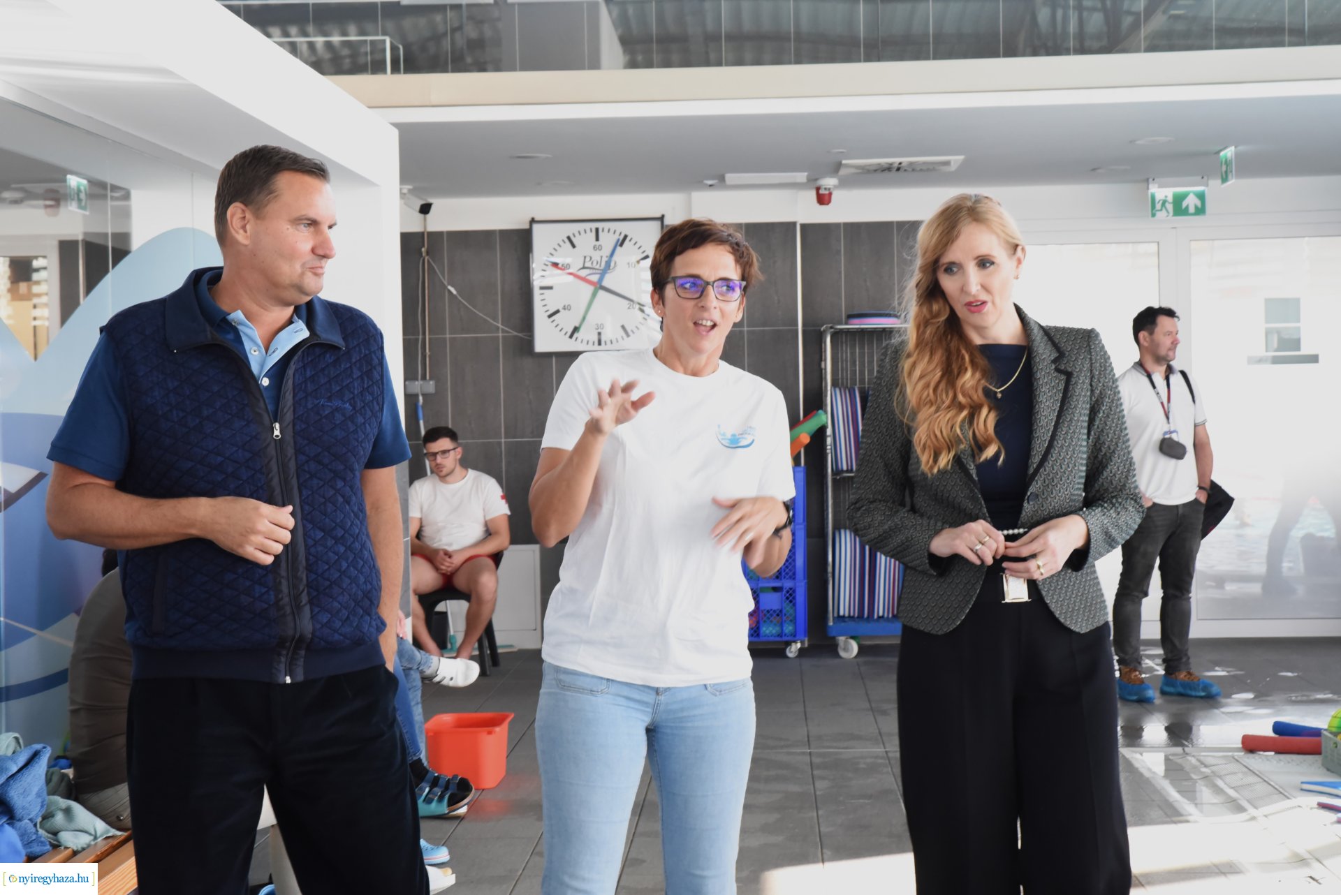 Úszó Nezet Program - Czene Attila látogatott a nyíregyházi uszodába