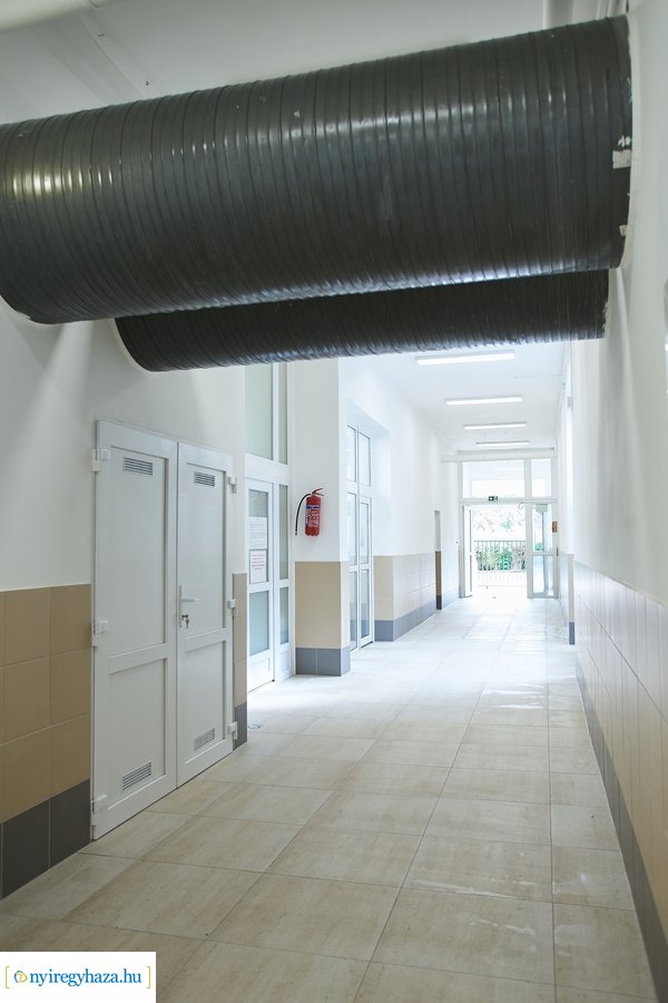 Uszodafejlesztés az Arany János iskolában 20210923